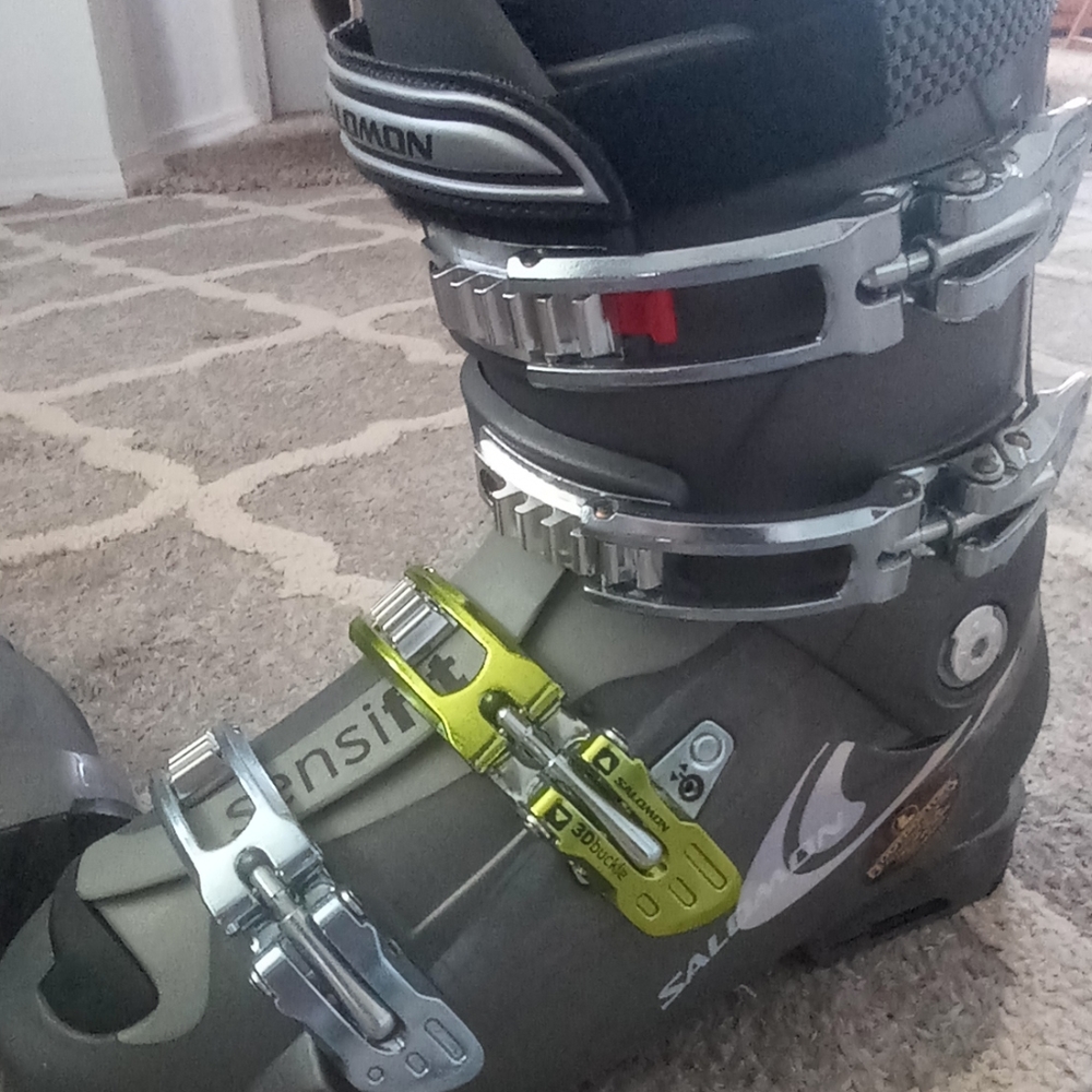 Salomon ski boots